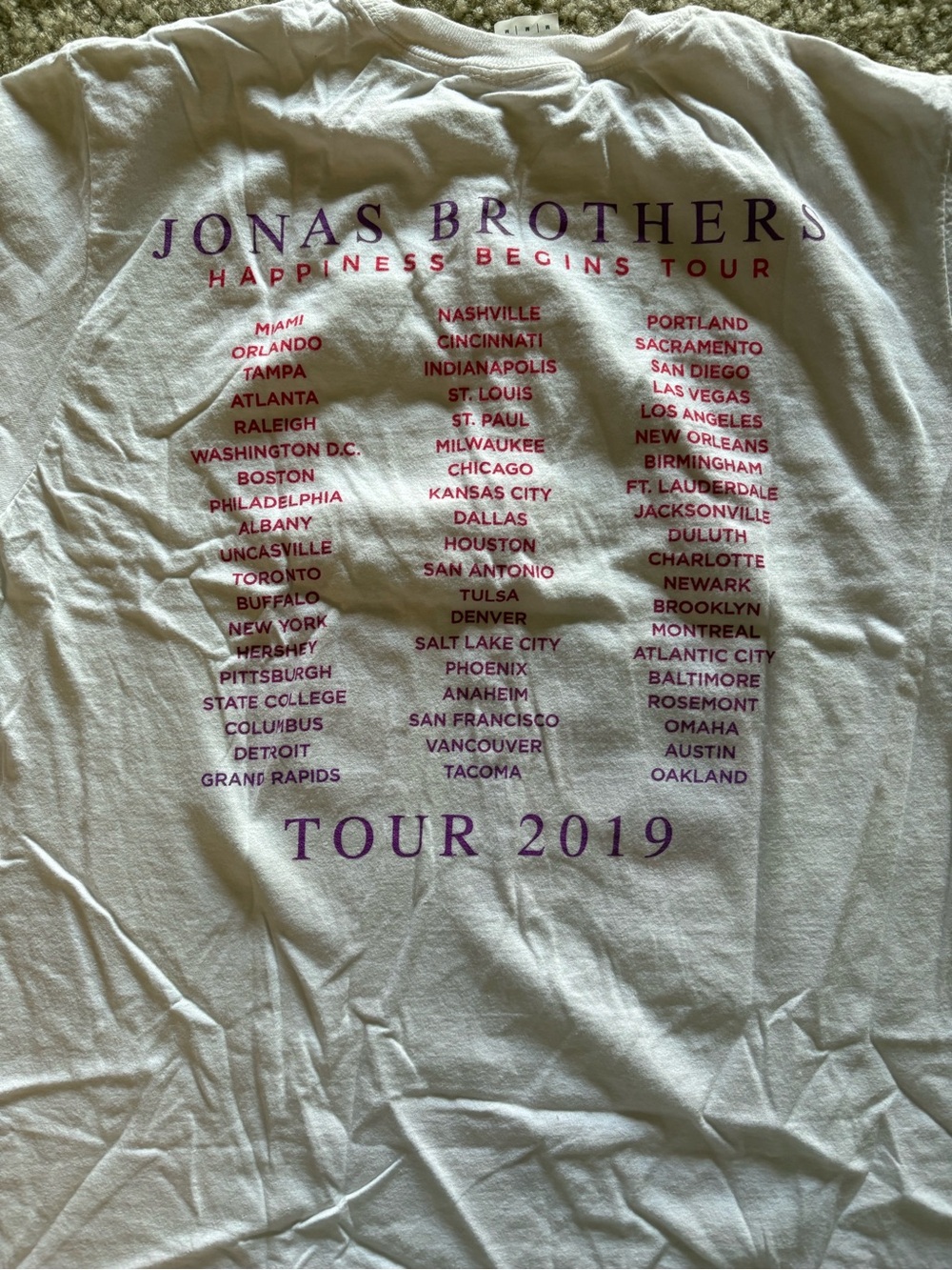 Jonas Brothers White 'Happiness Begins Tour' Graphic Tee - Picture 2 of 2